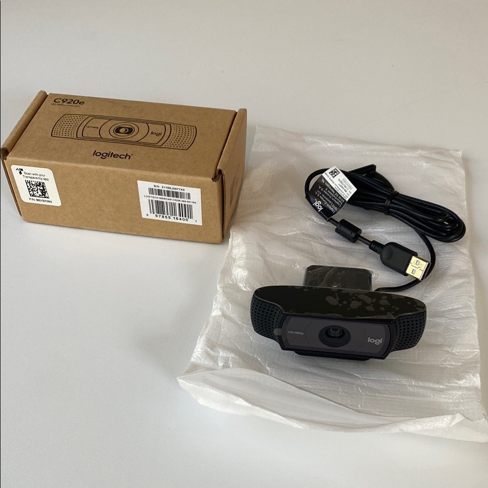 Logitech Black Webcam with USB Cable C920e